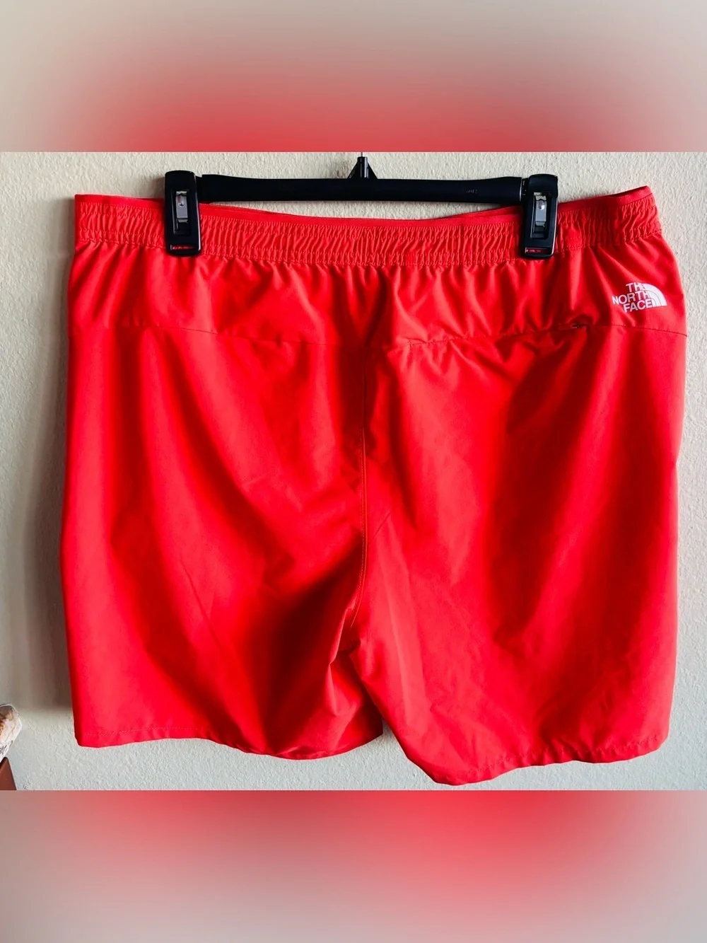 The North Face Men’s 7”  Orange Flash Drying Shorts Size: Large (36)